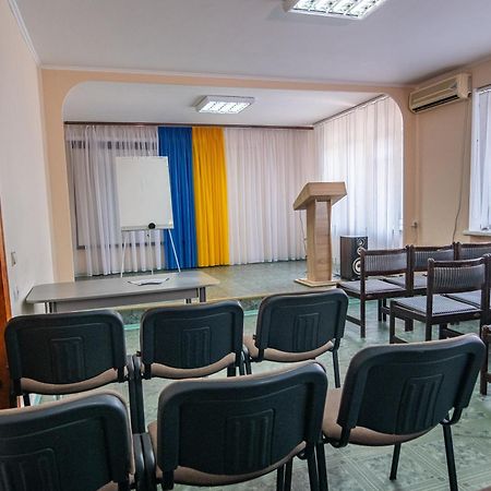 Tourist Poltava Hotel Exterior photo