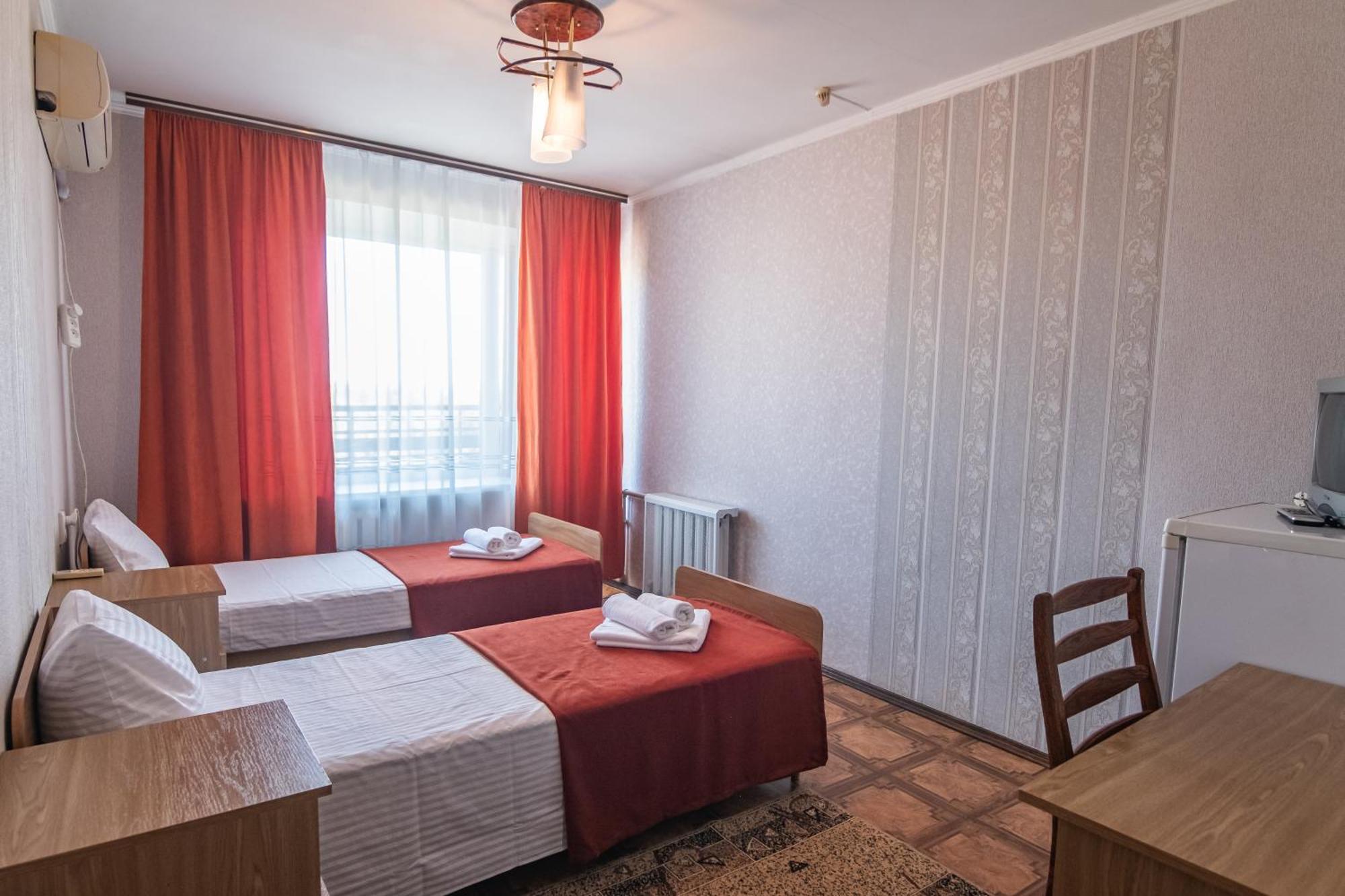 Tourist Poltava Hotel Exterior photo